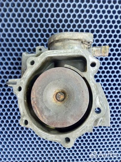 Помпа водяная Subaru impreza Legacy