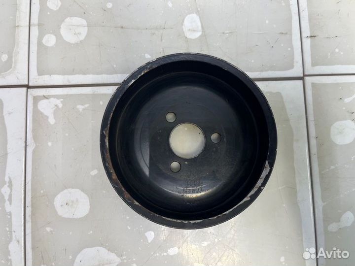 Шкив водяного насоса (помпы) Ford Focus 1 cdda