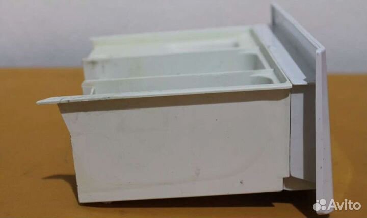 Лоток порошкоприемника Indesit C00097732 бу. 4586