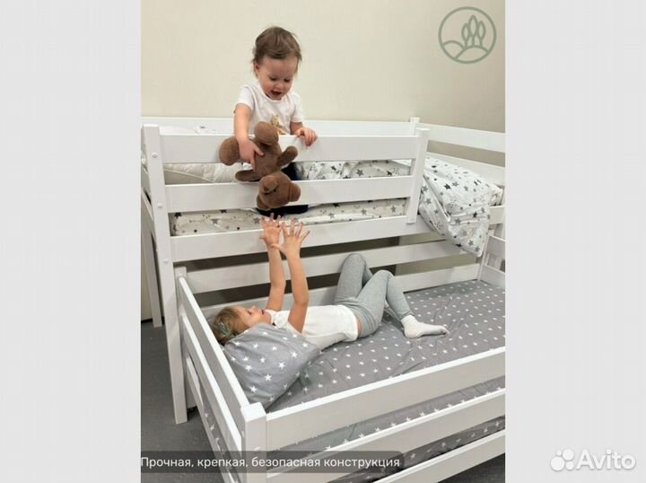 Кровать двухъярусная детская от 3-х лет