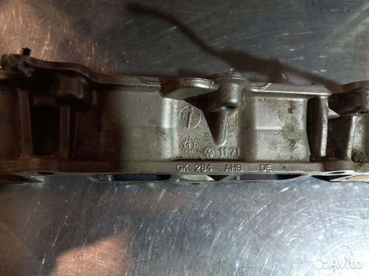 Топливная рейка (рампа) VW 1.4tsi