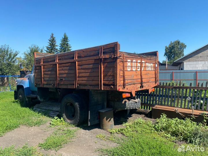 ГАЗ 3102 Волга 2.4 МТ, 1990, 1 000 км