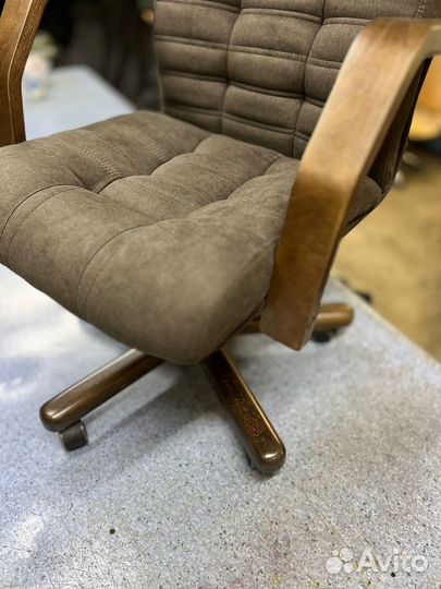 Кресло руководителя компьютерное