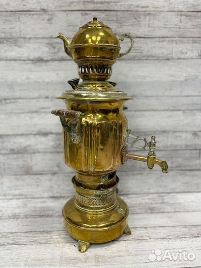 Самовар старинный на керосиновом подогреве