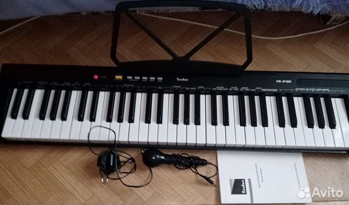 Цифровое пианино Tesler KB-6120