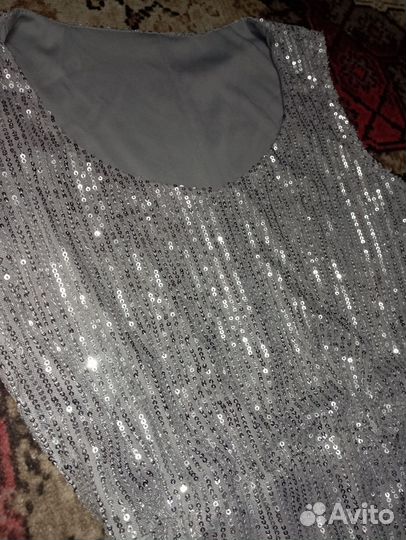 Платье праздничное