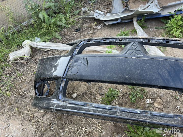 Бампер пердний лансер 10 рест