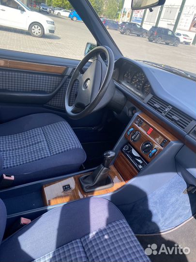 Mercedes-Benz W124 2.3 МТ, 1992, 230 000 км