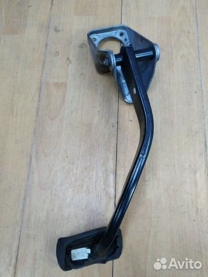 Педаль тормоза Mercedes Ml-350 W164 3.5 М272 2006