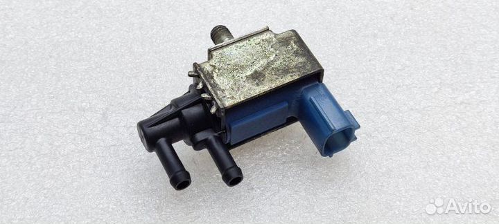 Клапан электромагнитный Nissan Teana J31 VQ35DE