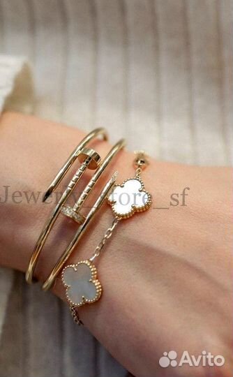 Эстетика Van Cleef: браслет с перламутровыми мотивами