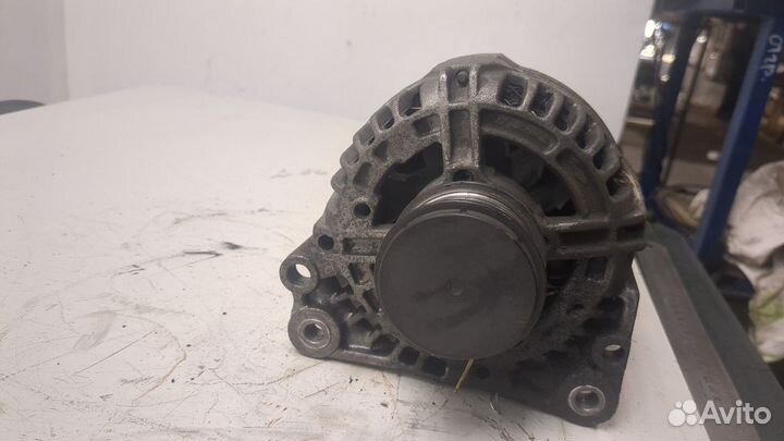 Генератор Volkswagen Bora, 2001