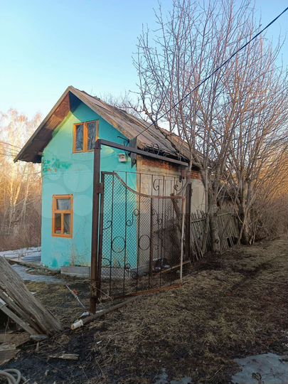Дача 20 м² на участке 6 сот.