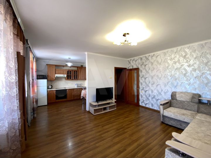 2-к. квартира, 56 м², 7/16 эт.