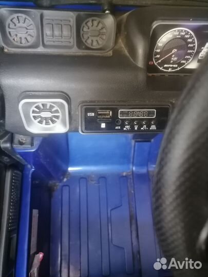 Детский электромобиль бу