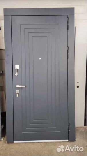 Дверь входная металлическая в дом, квартиру