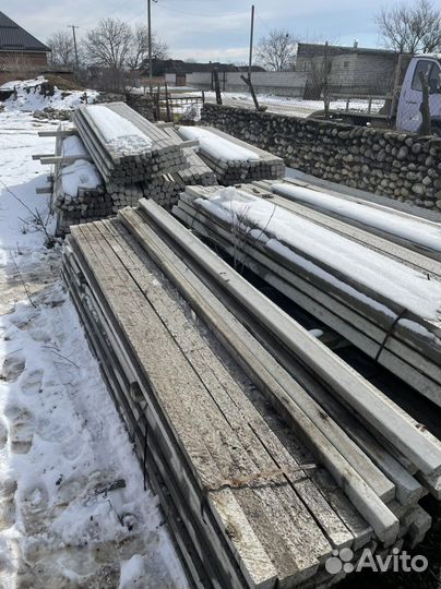 Бетонные столбы