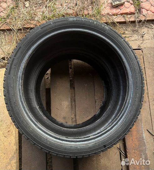 Triangle Snowlink TWT02 225/40 R18 92R