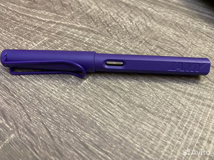 Перьевая ручка lamy safari