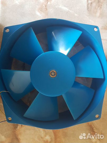 Вентилятор 120/120/38 мм 220 В