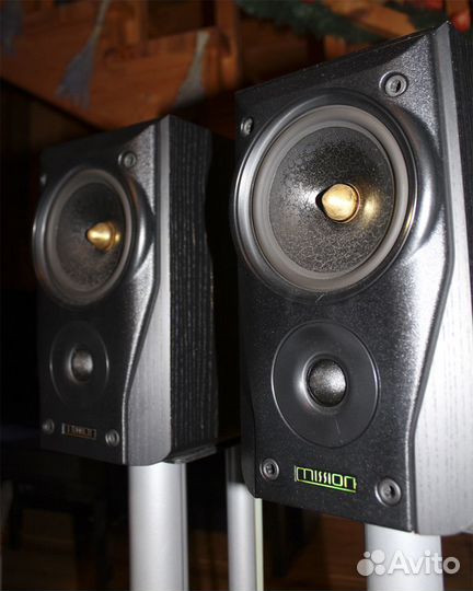 Комплект в идеале: Mission 750 (Англия) + саб M3s