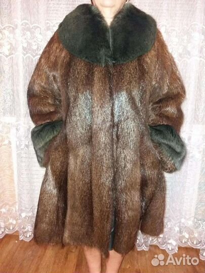 Шуба (нутрия+песец)