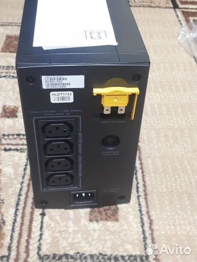 Ибп APC Back-UPS 650