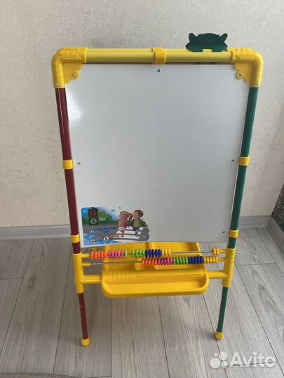 Мольберт детский двусторонний
