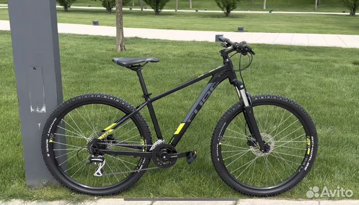 Велосипед cube (2023) рама 20
