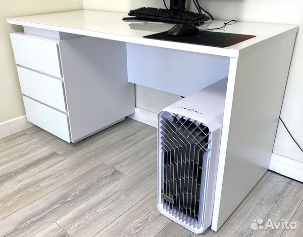 Стол с тремя ящиками Кварт MD 767