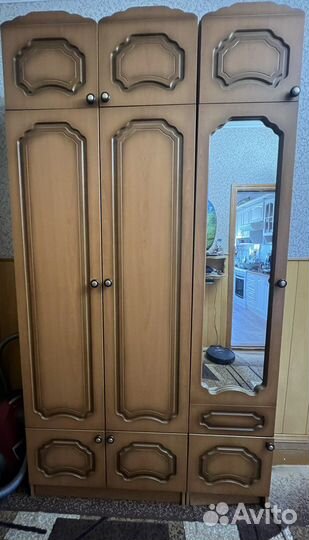 Шкаф в прихожую