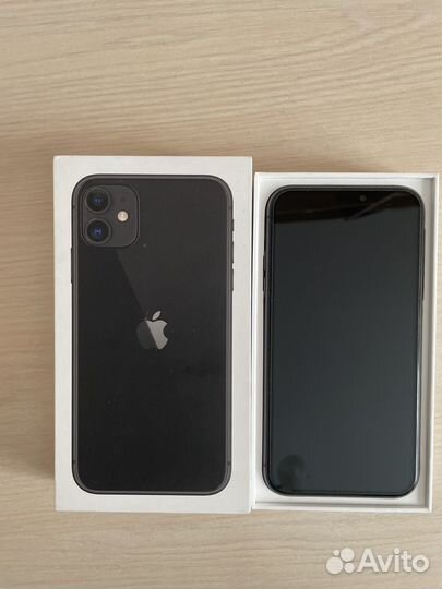 iPhone 11, 64 ГБ