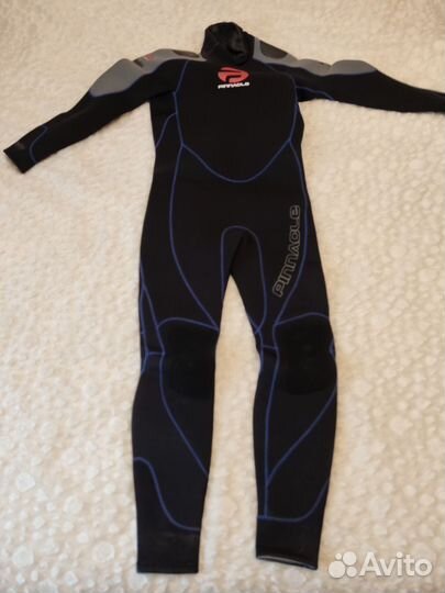 Гидрокостюм