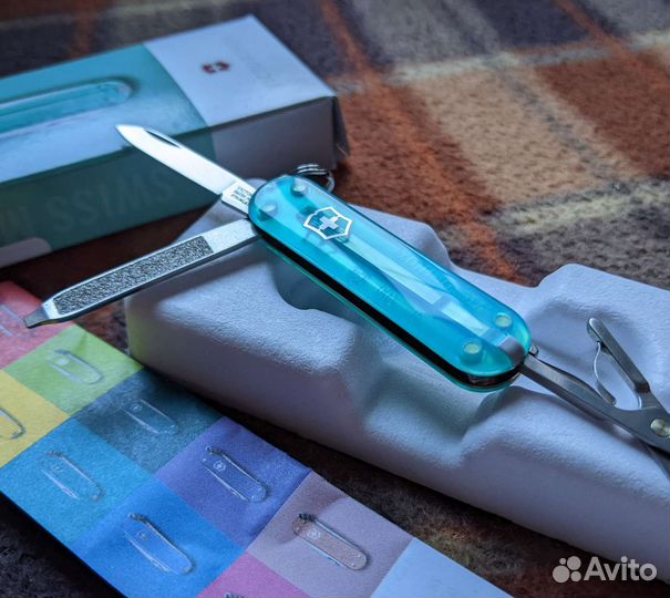 Нож-брелок Victorinox Classic 58mm