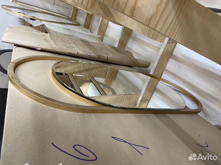 Зеркало в спальню новое Capsule золото поталь