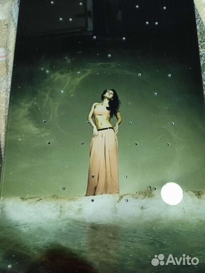 Картина из закалённого стекла для выставки товара