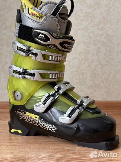 Горнолыжные ботинки fischer