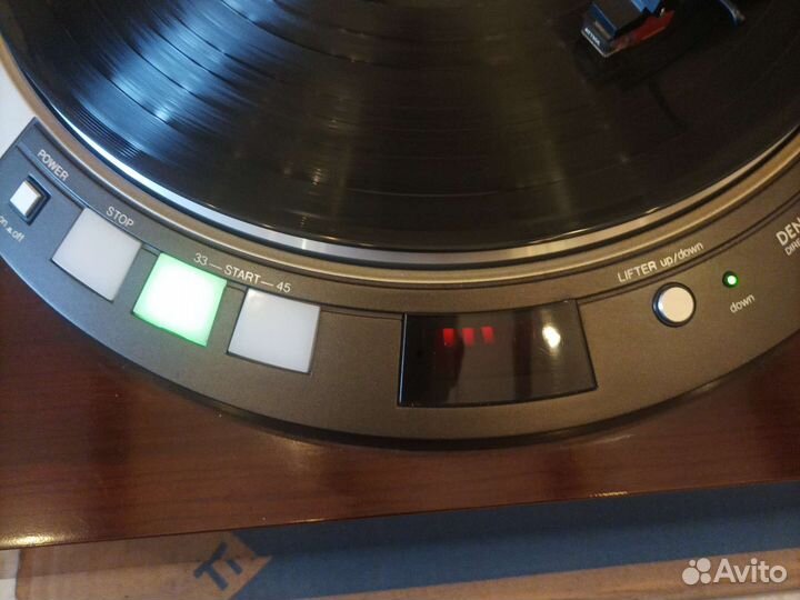 Проигрыватель винила Denon DP-60l