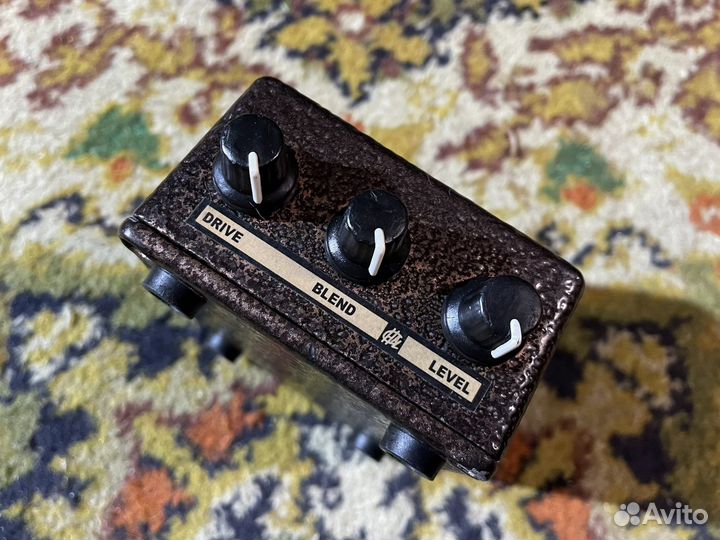 Гитарные педали Boss, Sansamp, Submarine