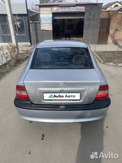 Opel Vectra 1.6 МТ, 1995, 220 000 км