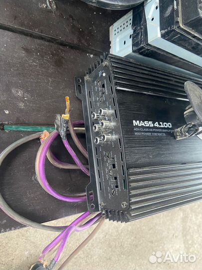 Комплект громкого автозвука