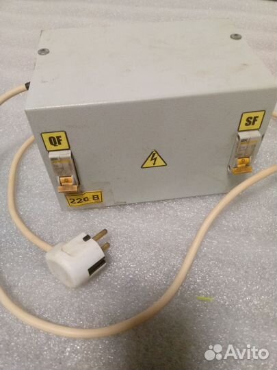 Преобразователь 220 в12