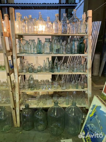 Большая старинная бутыль банка СССР