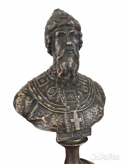 Бюст бронзовый 