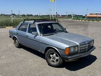 Mercedes-Benz W123 2.4 MT, 1983, 400 000 км, с пробегом, цена 170 000 руб.
