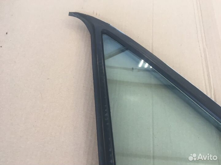 Форточка правой двери Volkswagen LT (5756)