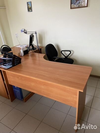 Компьютерный стол
