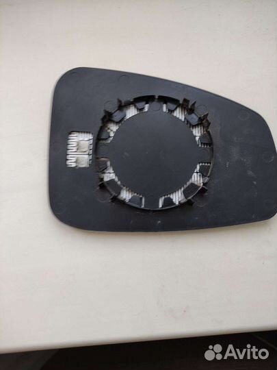 Зеркальный элемент левый Рено Меган 3