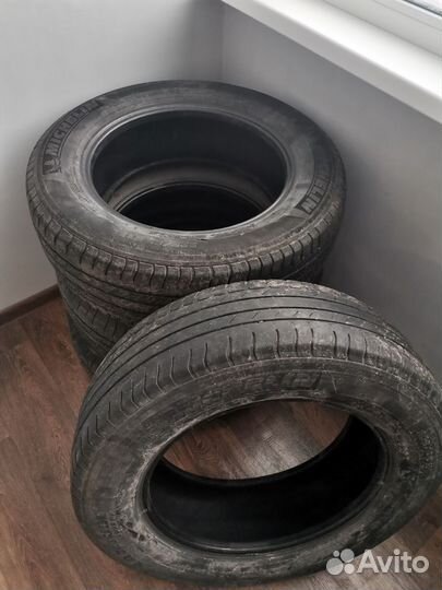 Michelin Latitude Tour HP 225/65 R17