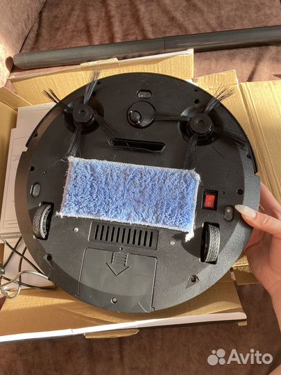 Робот пылесос новый